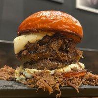 imagem Burger de Costela com Abacaxi - Novidade!