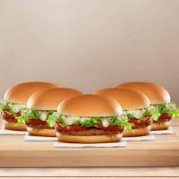 imagem 2 X-Tudo + 2 X-Bacon + 2 X-Triplo