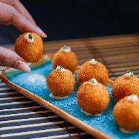 imagem Bolinhos de Salmão Crocante ( 10 unidades )