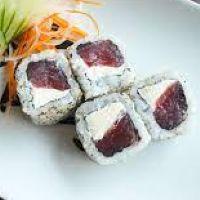 imagem Uramaki filadélfia Atum 