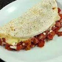 imagem Tapioca Com Calabresa e Queijo