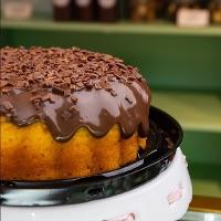imagem Bolo Vulcão Cenoura c/ Chocolate Belga