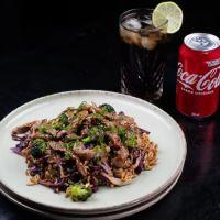 imagem Yakissoba + Coca-Cola !