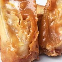 imagem Harumaki bananícia (doce de leite, banana e chocolate branco)