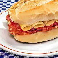 imagem Pão com Salame e Queijo