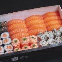 imagem Family Box Salmão - 36 Pçs