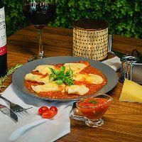 imagem Raviolle de Muzzarella de Búfala ao Molho Sugo 