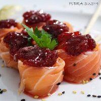 imagem Sushi de Salmão com Geleia de Morango (6unidades)