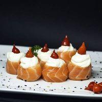 imagem Sushi de Salmão com Pimenta Biquinho (6unidades)