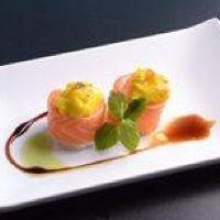 imagem Sushi de Salmão com Creme de Maracujá (6unidades)