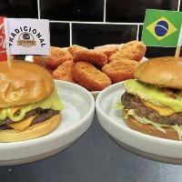 imagem Combo Casal | Tradicional + Brasileiro + Porção de Nuggets 20 Unidades