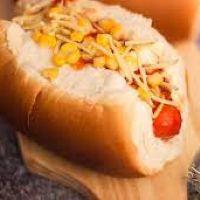 imagem  31 Simples (  pão,1 salsinha , queijo , presunto , milho e batata palha )