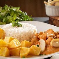 imagem Estrogonofe de Frango com bebida!