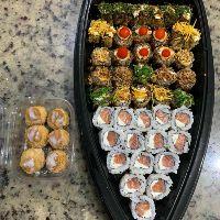 imagem  6  hot banana  +   15 uramaki  filadelfia 30 hot misto  