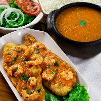 imagem Filé de peixe com molho de camarão