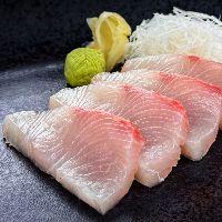 imagem Sashimi peixe branco