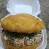 imagem Sushi  burg de salmao grelhado 500 gramsas couve