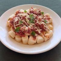imagem Nhoque de Aipim ao Molho de Carne Seca Com Queijo