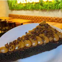 imagem Fatia de Brownie com Cobertura