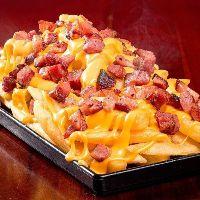 imagem Batata com cheddar e calabresa