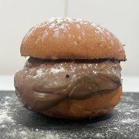 imagem Mini Burger de Brownie com Nutella