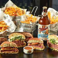 imagem Compre dois Burgers e ganhe 50% OFF no petisco!