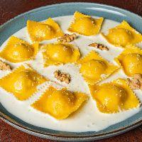 imagem Ravioli de brie com damasco