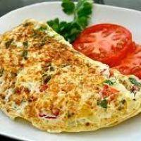 imagem Omelete Light( frango , queijo , azeitona, cebola , tomate em cubos , cenoura e milho )