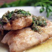 imagem Filé de Peixe Ao Molho Alcaparras Com Purê