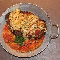 imagem Milanesa di Pollo e Gnocchi al pomodoro