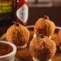 imagem Bolinho de Cupim com Queijo Provolone