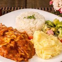 imagem Milanesa de Frango à Parmegiana com bebida!