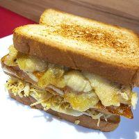 imagem Queijo Quente com Banana e Frango