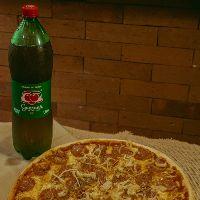 imagem Pizza de 40 cm + Refri 1,5L