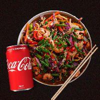 imagem Yakisoba G (carne, frango e camarão) 1kg + Coca lata