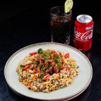 imagem Frango Agridoce com Yakimeshi + Coca-Cola!