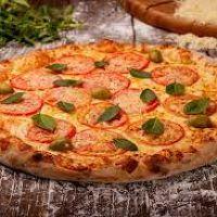 imagem Pizzas Salgadas (2 sabores) + Refrigerante 