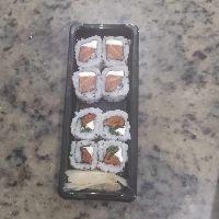 imagem 4 uramaki filadelfia  4 uramaki rucula e tomate seco 
