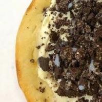 imagem Esfiha de Chocolate Branco c/ Oreo
