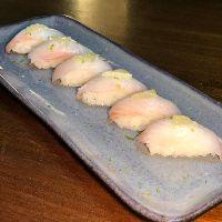 imagem Niguiri peixe branco