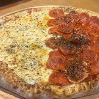 imagem 1/2 Peperoni 1/2 Mussarela