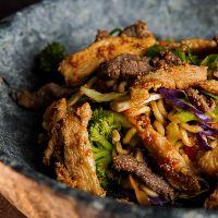 imagem Yakisoba Misto Carne e Frango